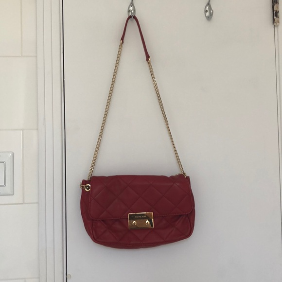 Red Michael Kors purse - Picture 1 of 8